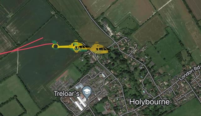 Two helicopters side by side in the AirAssist App